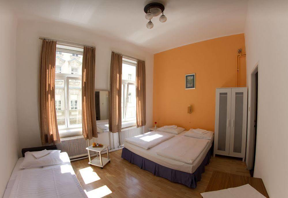 Timeout Hotel, 5 Min To Center, Self Check In 2* Wien